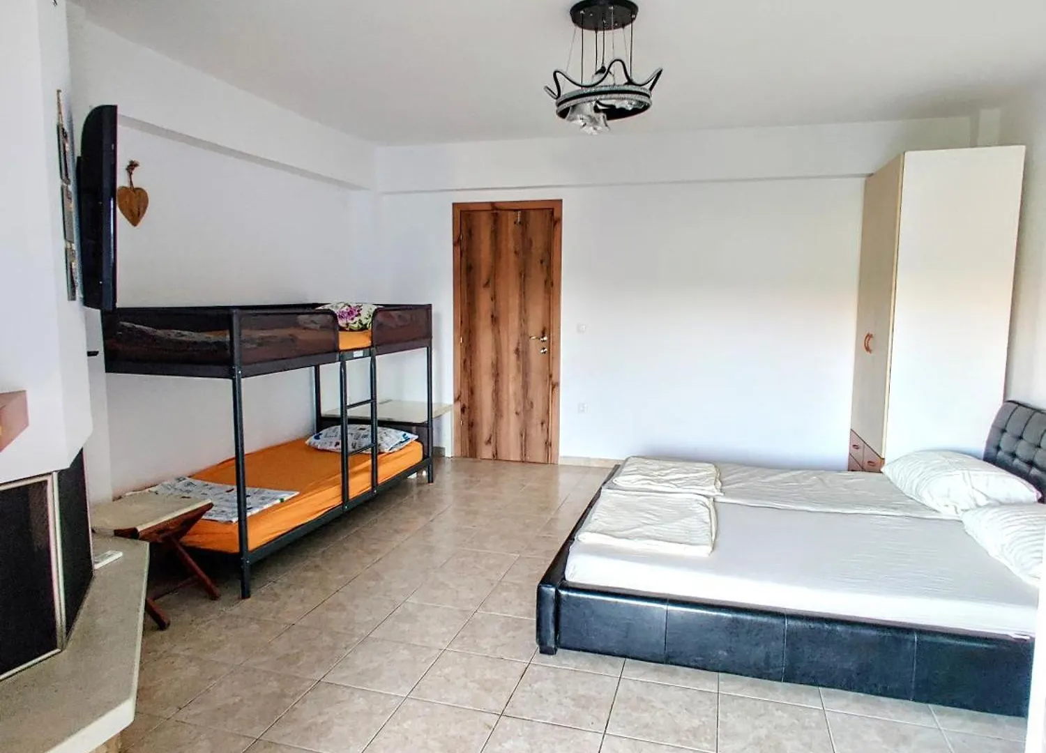 Flogita - 5 Beautiful Apartments