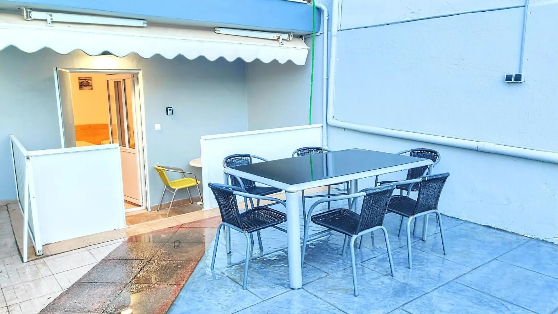Flogita - 5 Beautiful Apartments 그리스