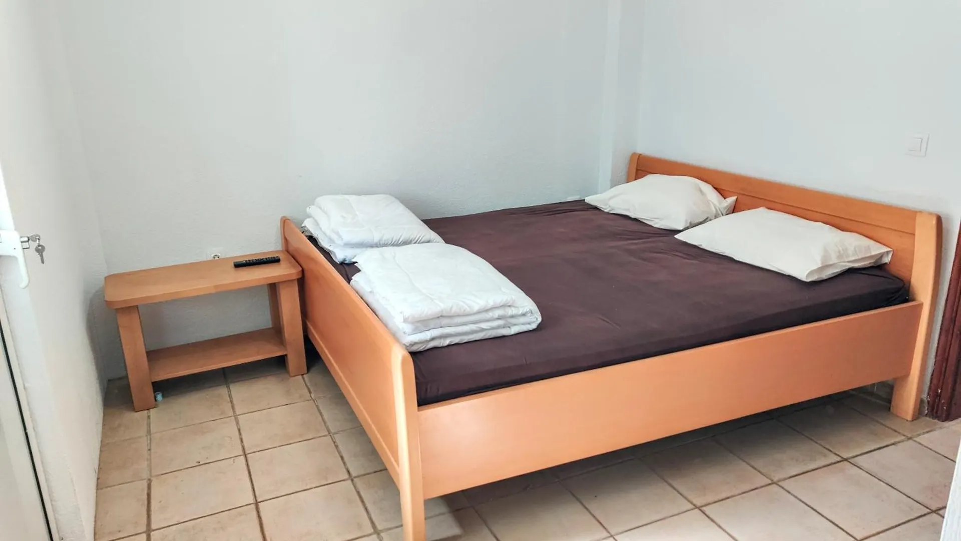 Flogita - 5 Beautiful Apartments 0*,